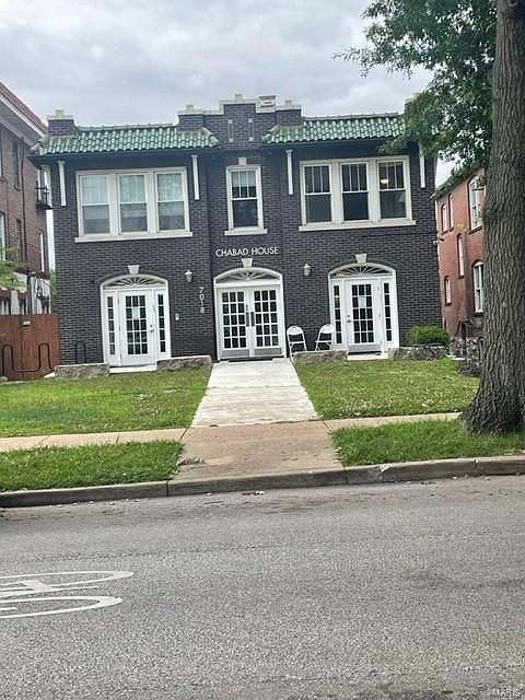 1st image of 7018 Forsyth Blvd APT 2-E