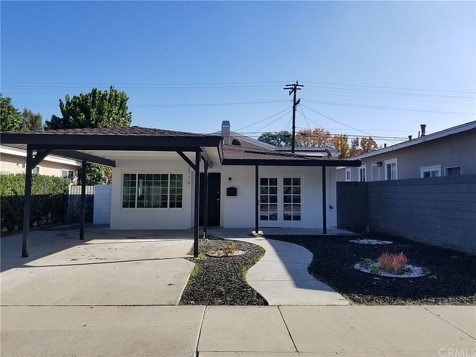 1st image of 2710 De Forest Ave