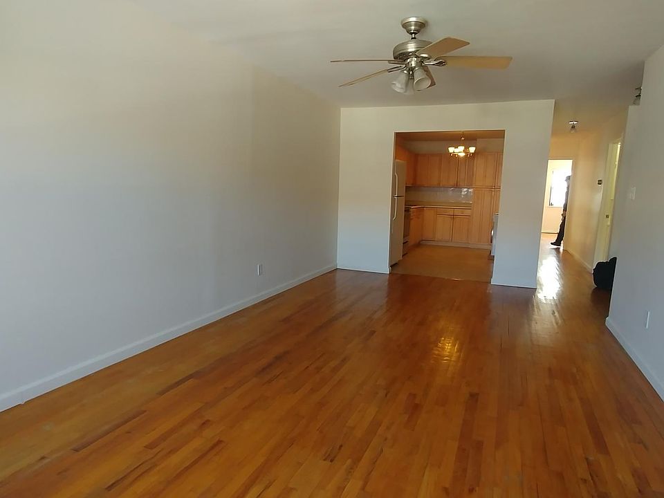 1st image of 24046 69th Ave APT 2