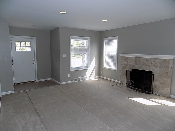 5th image of 2311 Royal Ave