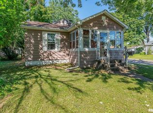2200 43rd St, Rock Island, IL