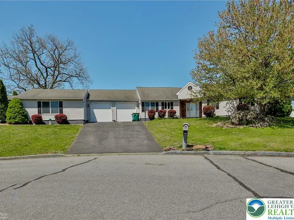 3 Dusty Rd, Easton, PA 18045