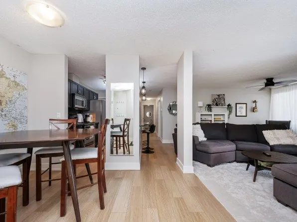 220 Village Ter SW #2, Calgary, AB T3H 2L4