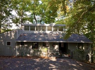 18 Hawks Pl, Palmyra, VA 22963