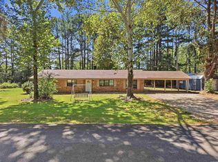 4 Sue Ln, Conway, AR 72032
