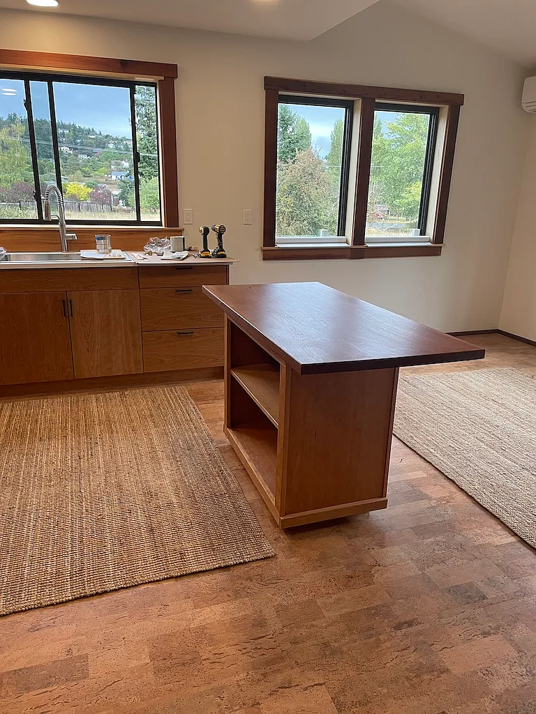1 bed, 576 sqft, $2,150 — Photo 2