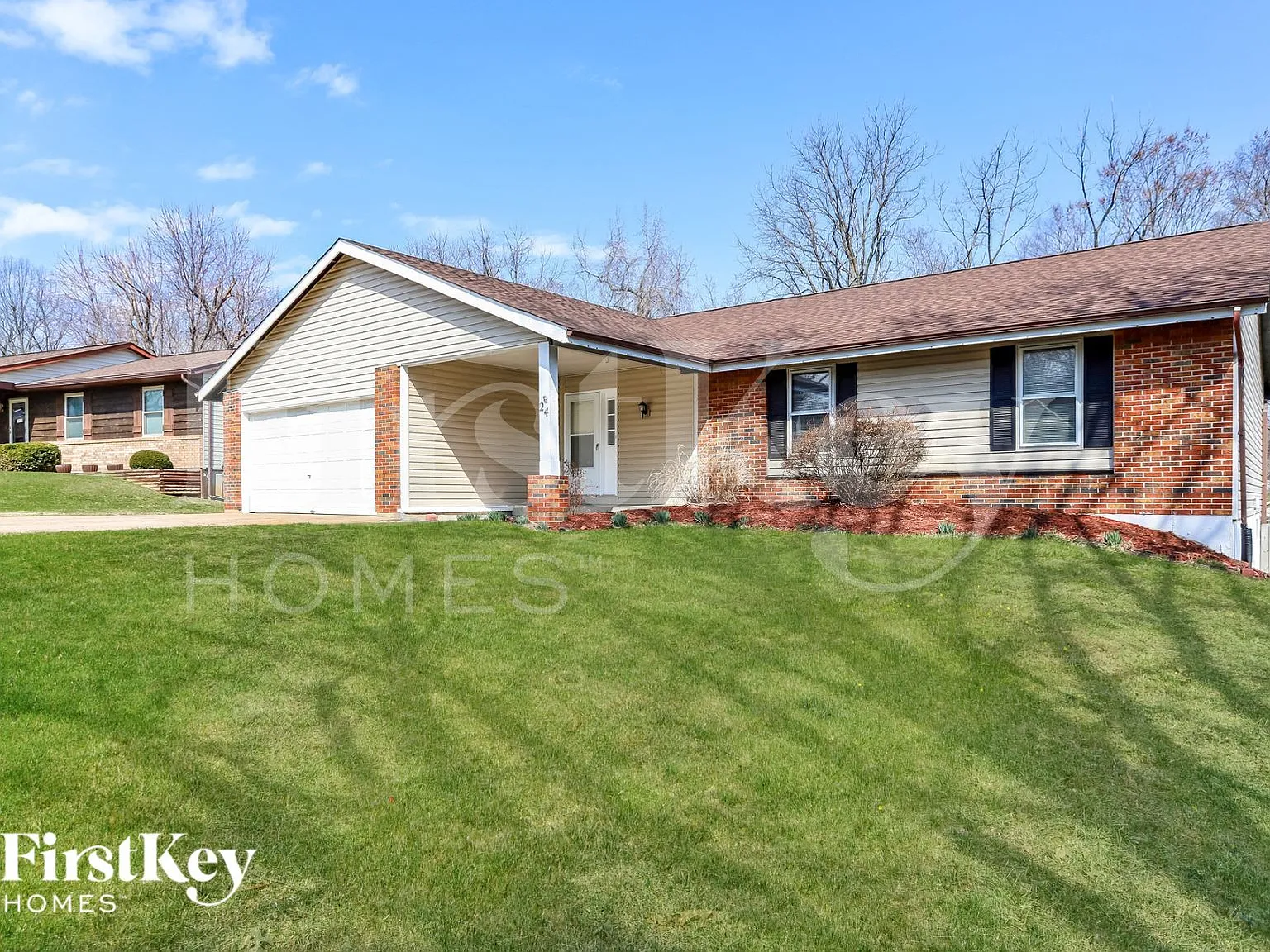 3 bed, 3.0 bath, 1656 sqft, $2,700 — Photo 2