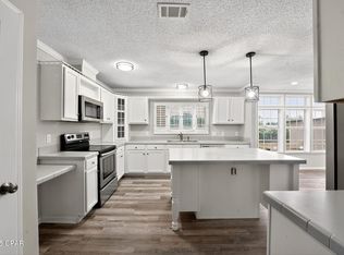 2543 Wheat Rd, Panama City, FL 32404