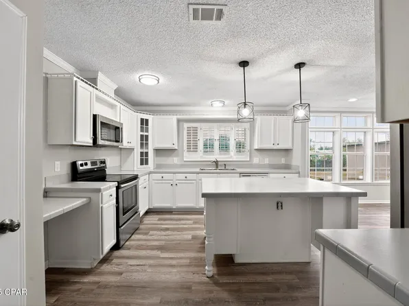 2543 Wheat Rd, Panama City, FL 32404