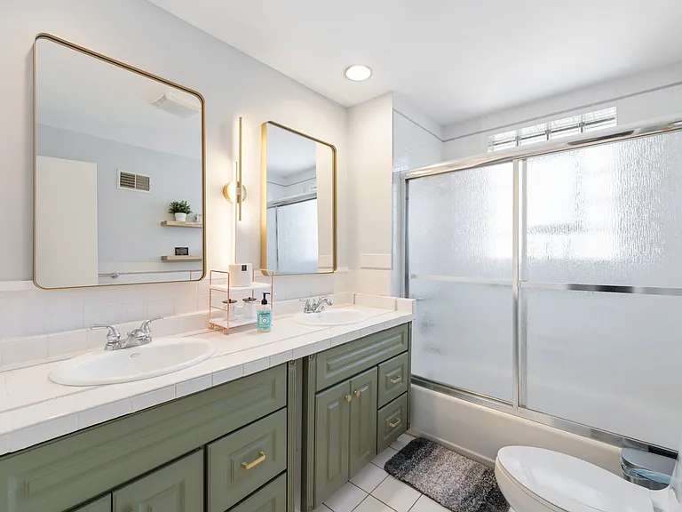 8311 Kolmar Ave — Photo 11