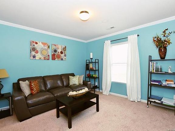 3rd image of 8634 Heartleaf Rd