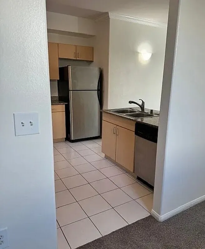 1643 6th Ave — Photo 3