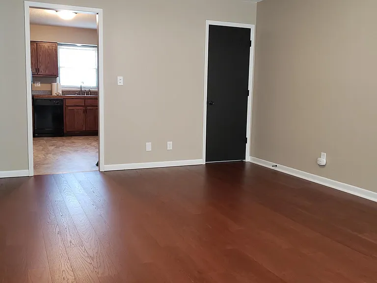 1521 N Dakota Ave #1 — Photo 3