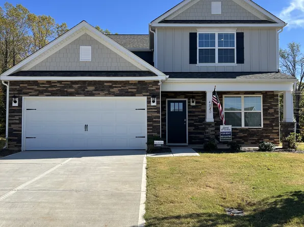 422 Janie Cir, Hickory, NC 28601