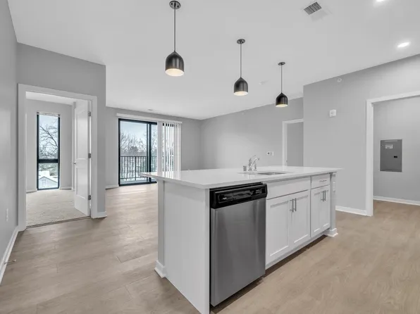 500 East Main STREET #304, Waterford, WI 53185