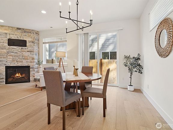 5th image of 8014 222nd Street SW