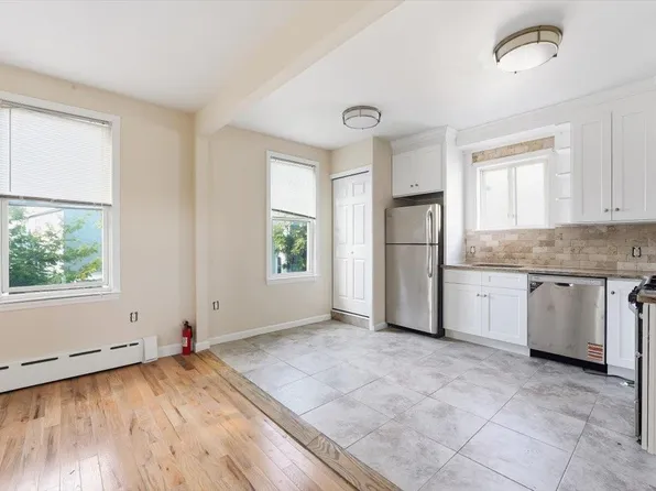 59 Ocean Avenue image 6 of 37