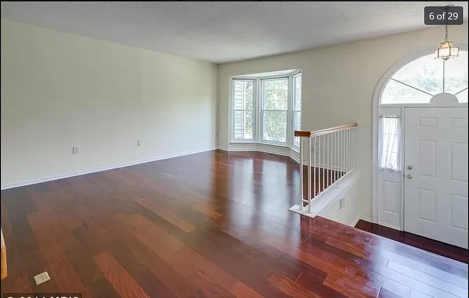 4 bed, 1894 sqft, $2,800 — Photo 3
