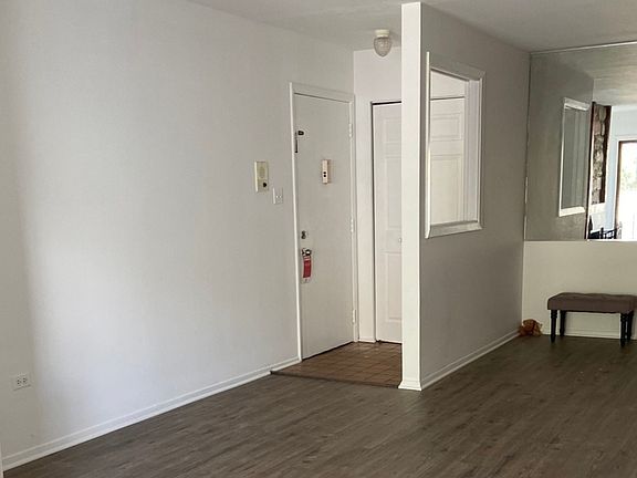 2nd image of 725 Grove Dr APT 109