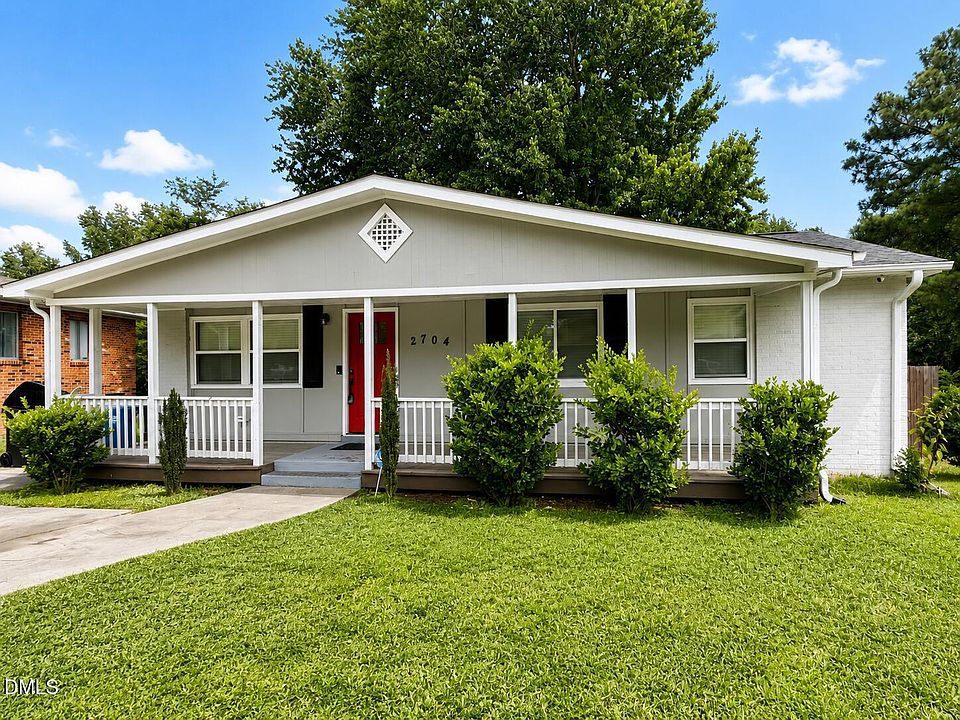 1st image of 2704 Hinson Dr