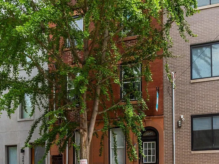2049 E Susquehanna Ave #2F — Photo 12
