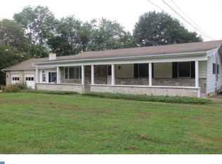 817 Shavertown Rd, Garnet Valley, PA 19060