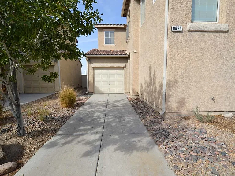 6670 Tulip Falls Dr — Photo 46