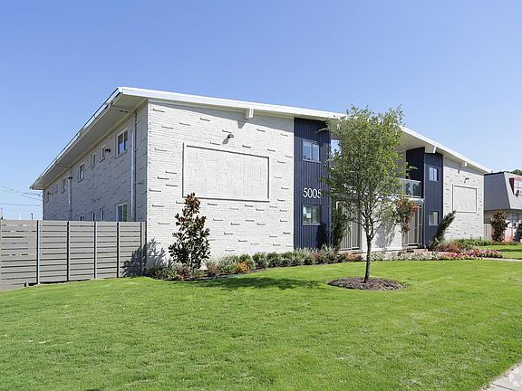 5th image of 5005 San Jacinto St APT 202