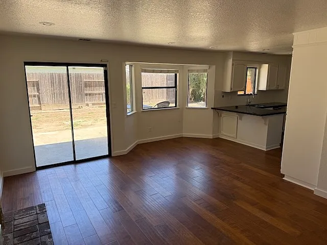 Family room (ground floor)