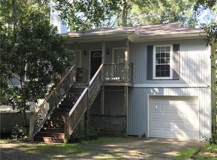 2704 Riverside Dr, Mobile, AL 36605