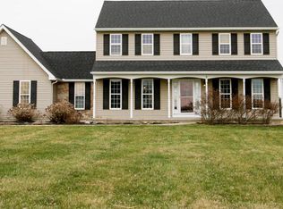 214 Hillside Cir, Lincoln University, PA 19352