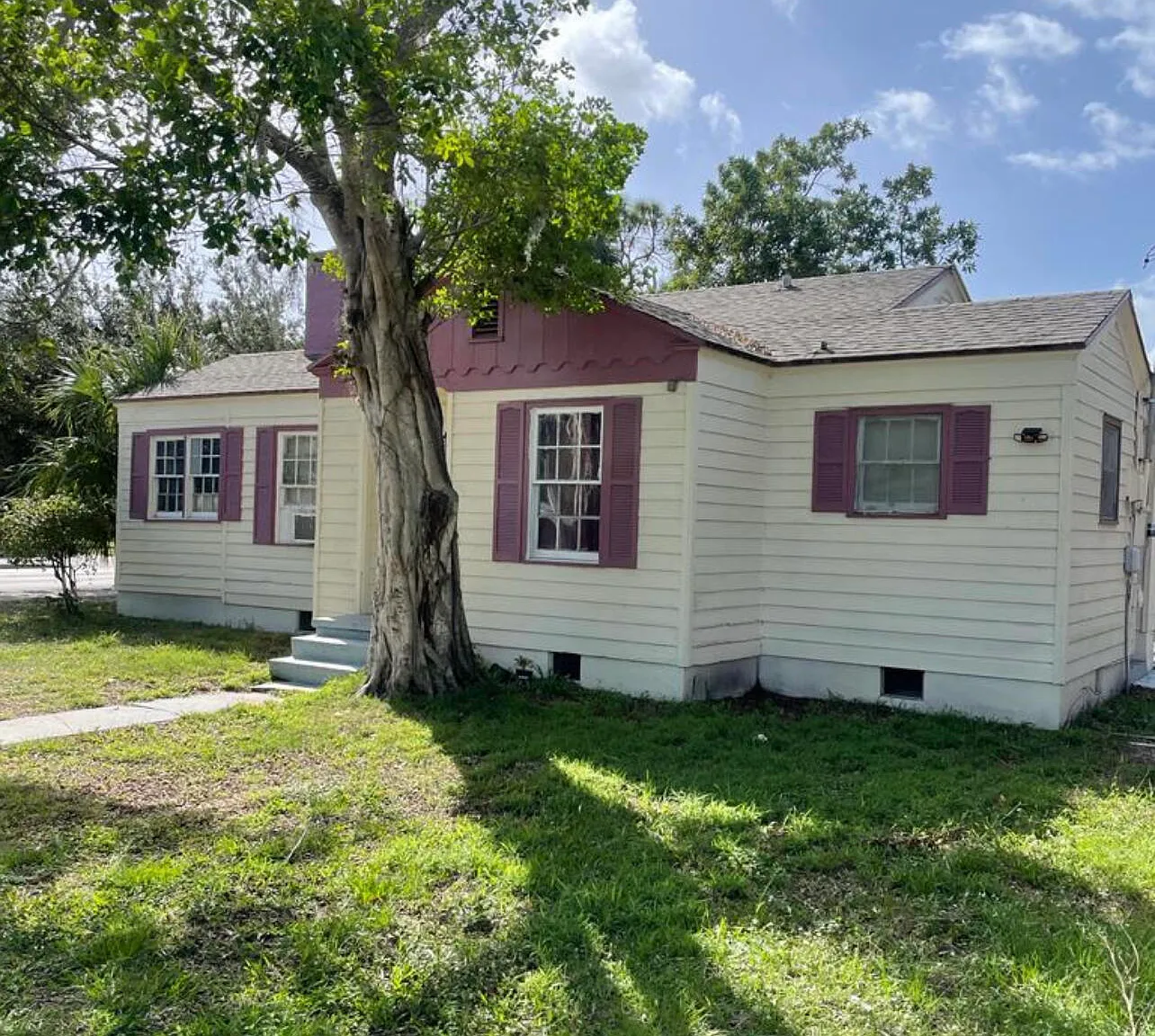 2 bed, 2.0 bath, 1011 sqft, $1,700 — Photo 1