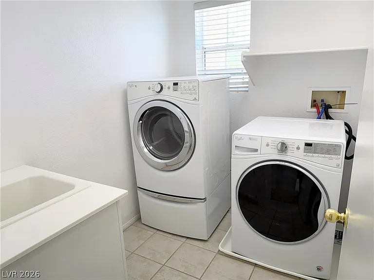 9862 Shadow Grove Ave — Photo 22