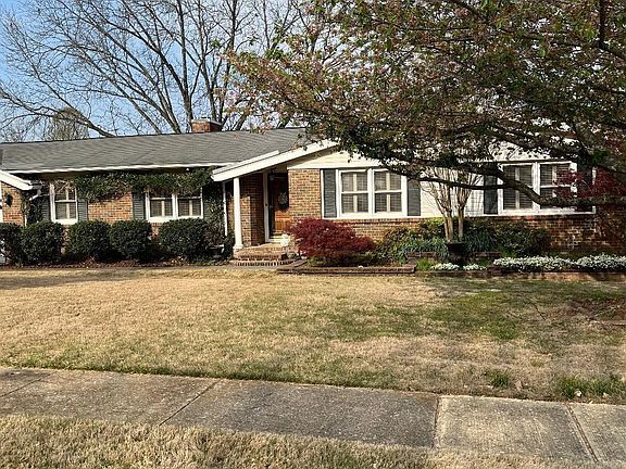 5th image of 10212 Melanie Dr SE