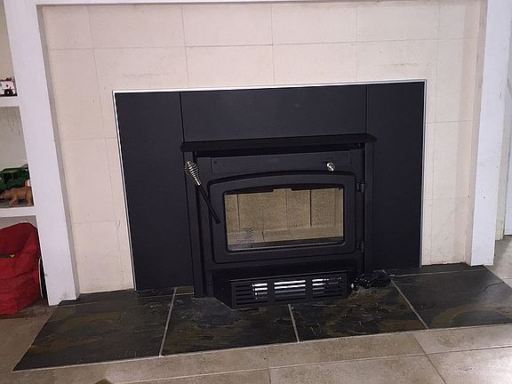 4th image of 653 N Kentucky Ave