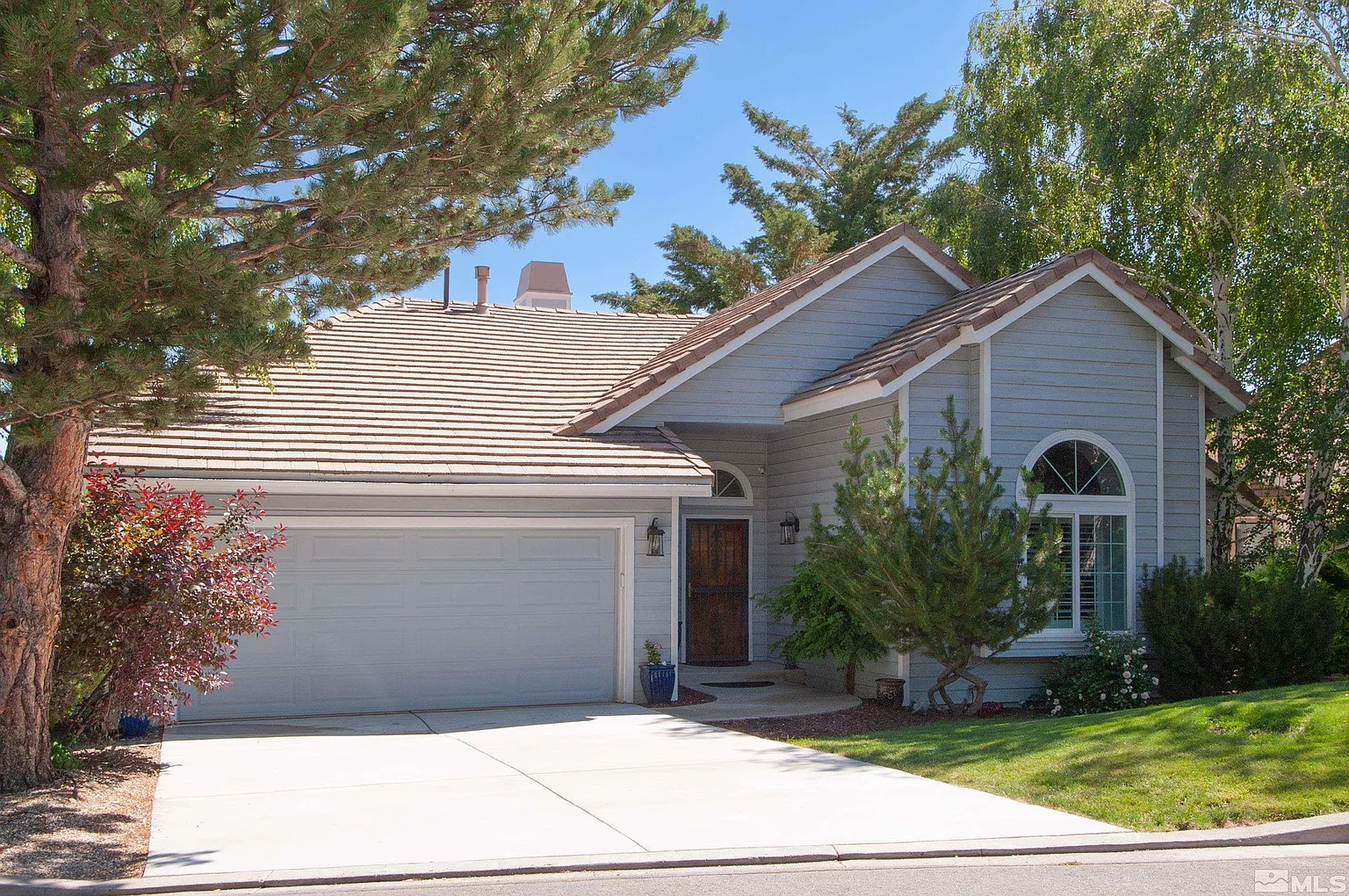 3651 Hemlock Way photo 1