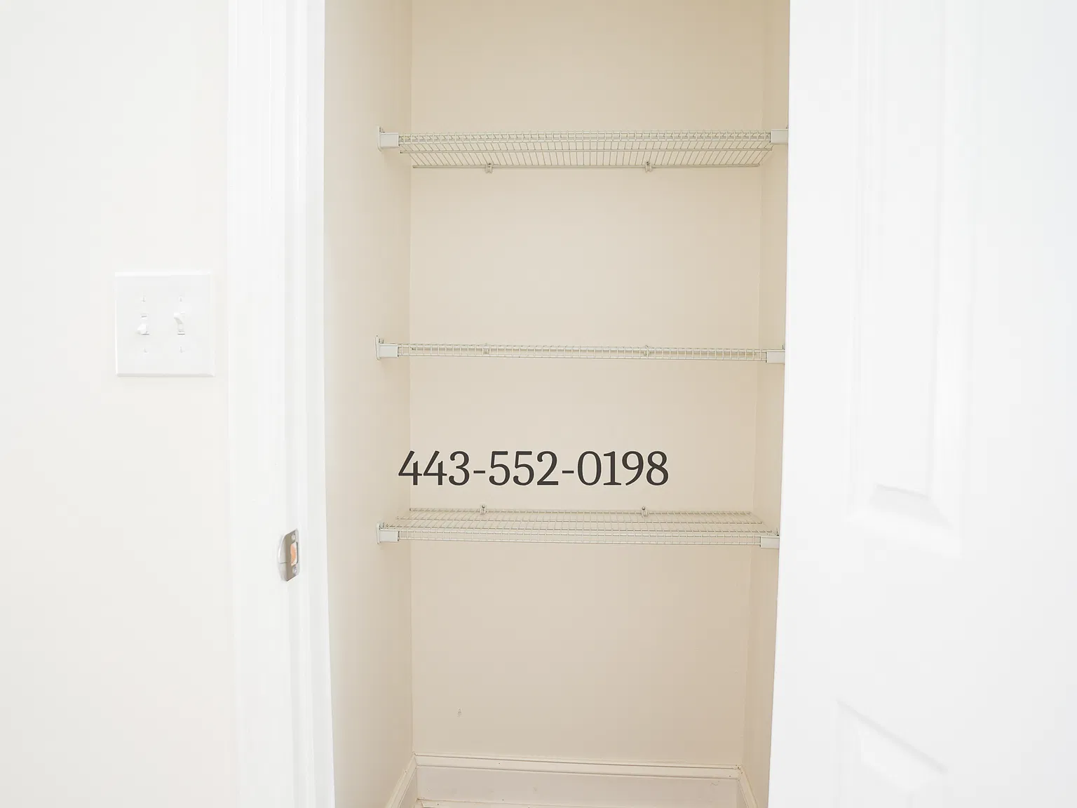 3 bed, 2.5 bath, 1200 sqft, $1,900 — Photo 2