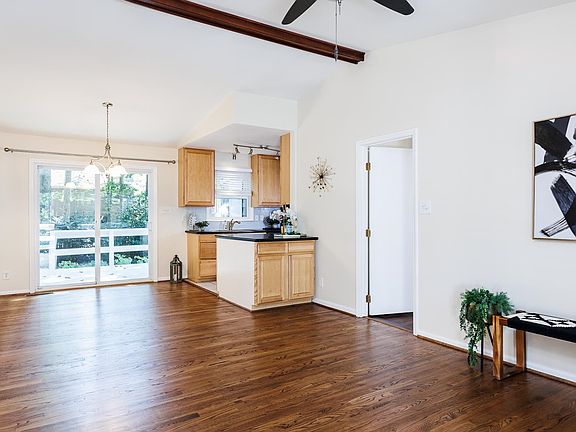 5th image of 2406 Charlie Tew Ct