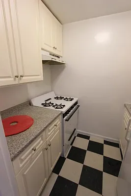 Rented by Hatuka Properties | media 10