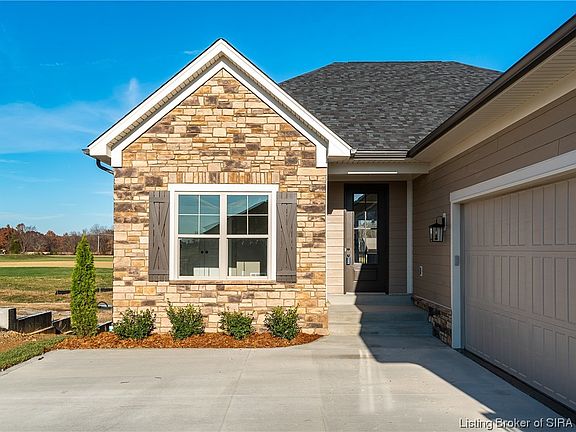 3rd image of 1702 Greenbrier Pointe Lot 319