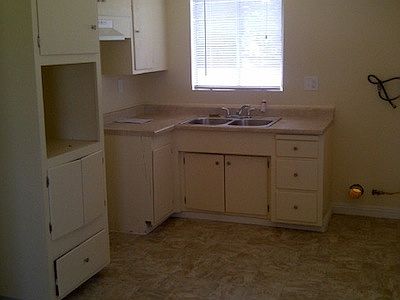 2nd image of 25407 Oak St