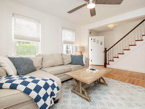 5th image of 33 Slocum St