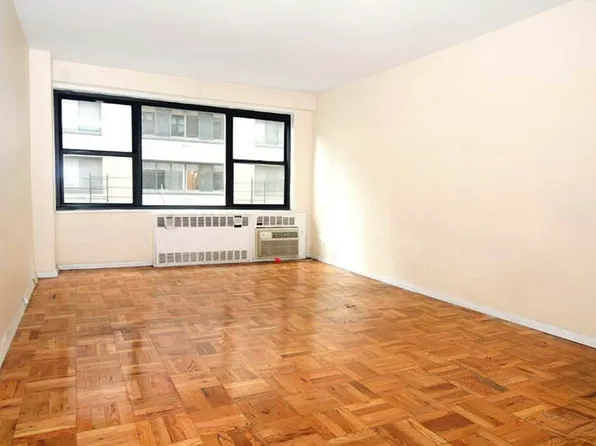 340 East 74th Street image 1 of 5