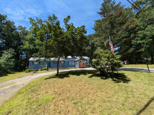 6 Spring Street, Raymond, NH 03077