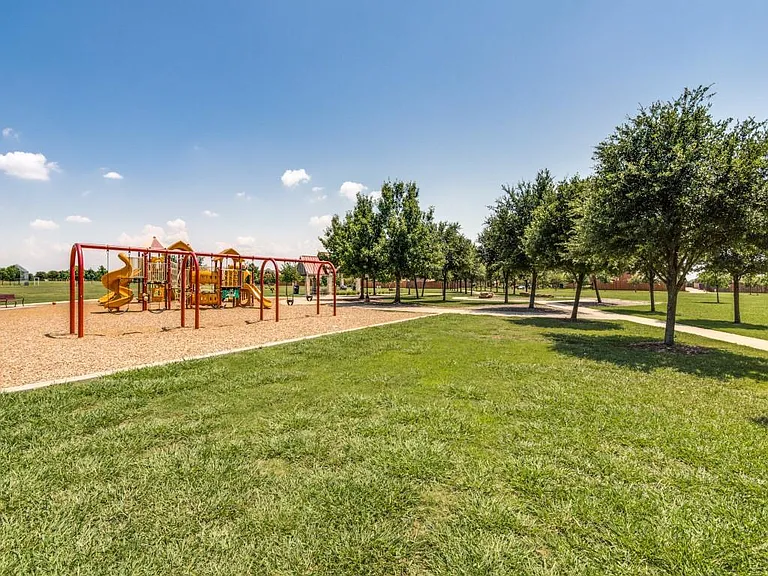 1191 Polo Heights Dr — Photo 35