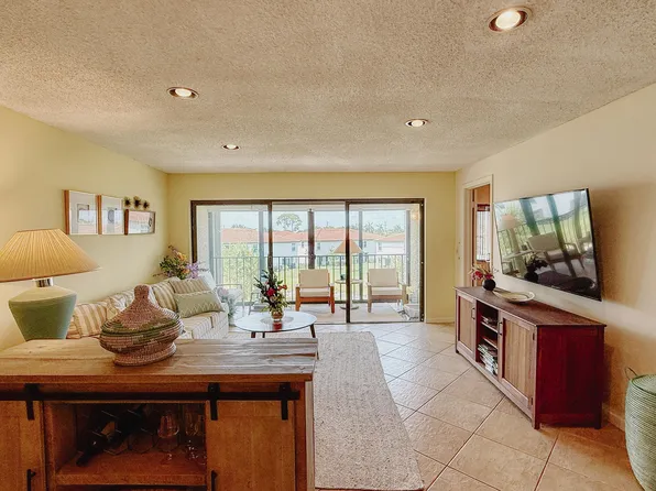 4090 Tivoli Court #303, Lake Worth, FL 33467
