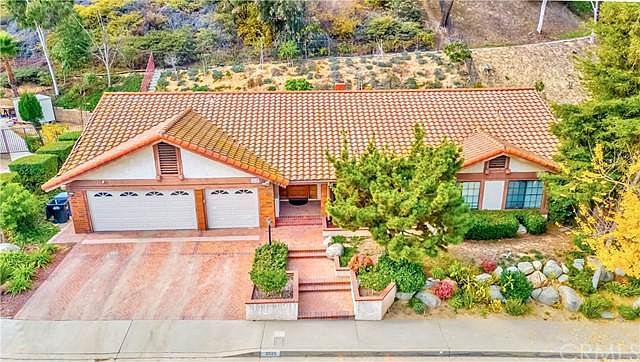 1st image of 2525 Saleroso Dr