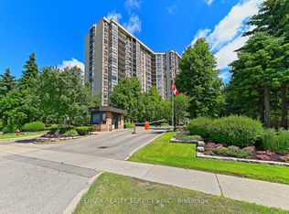 20 Cherrytree Dr #905, Brampton, ON L6Y3V1