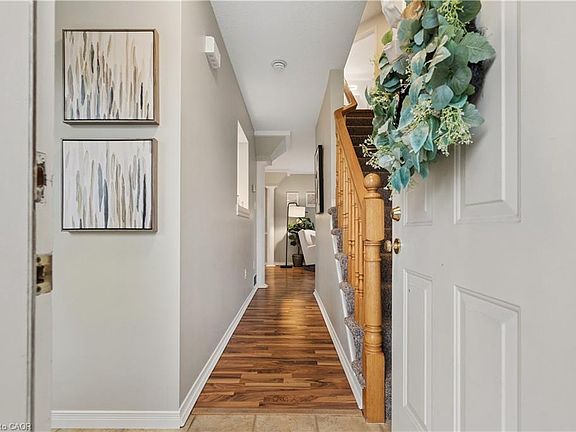 3rd image of 46 Chesterton Ln