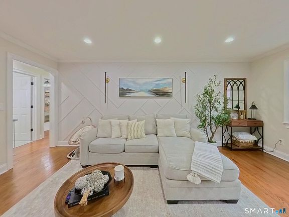 5th image of 1307 Hope Street #A1